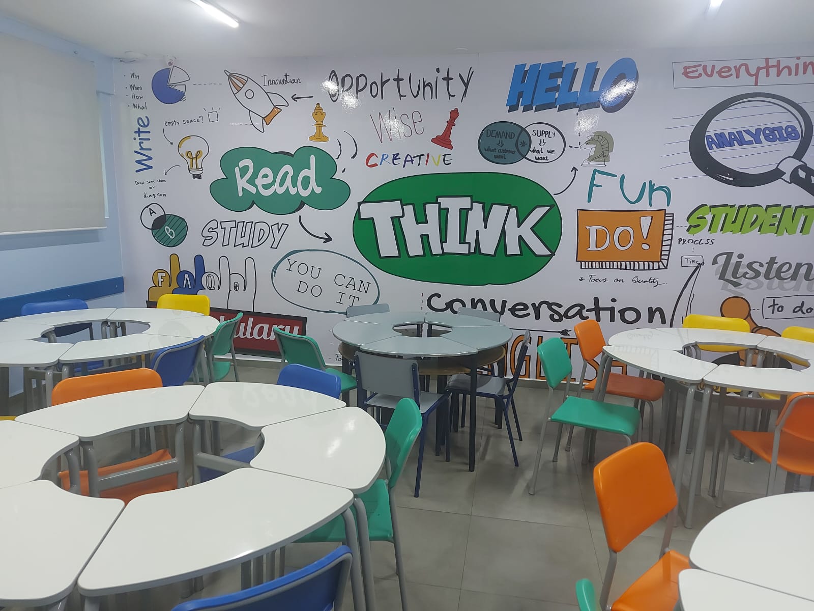 Confira o Programa Bilingue e nova sala ambiente de Lngua Inglesa! - Colgio Estrela Sirius. So Paulo, SP