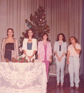 1980 - Nova Década de Conquistas - Colégio Estrela Sírius 1980 - Nova Década de Conquistas - Colégio Estrela Sírius